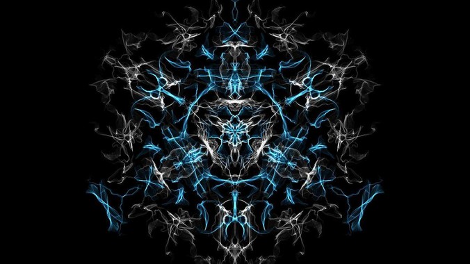 “看不起印度，仅仅因为你是中国，而对于普通国家，印度已经是巨人”，这个观点你认同吗？